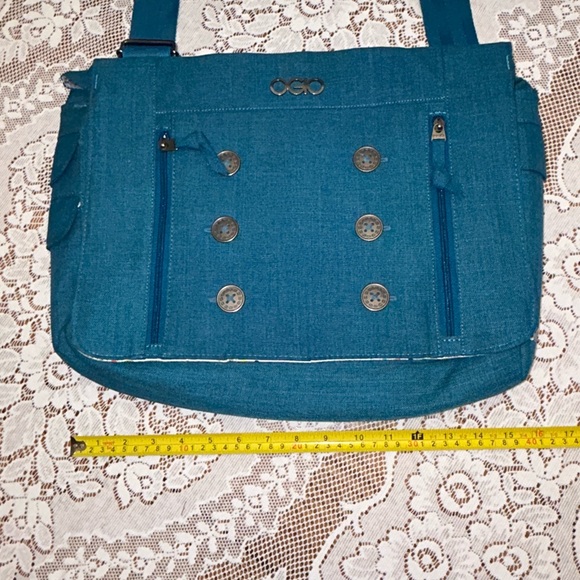 OGIO Crossbody Laptop Tablet Book Bag - Picture 4 of 15